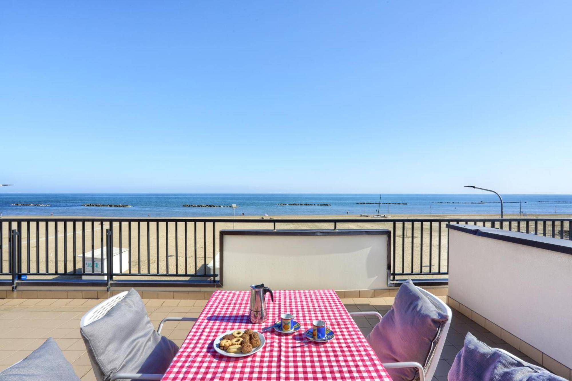 Mazzarosa Residence Розето-дельї-Абруцці Екстер'єр фото